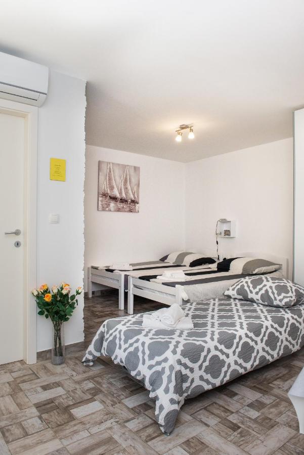 شيبينيك Studio Apartment Bilic المظهر الخارجي الصورة